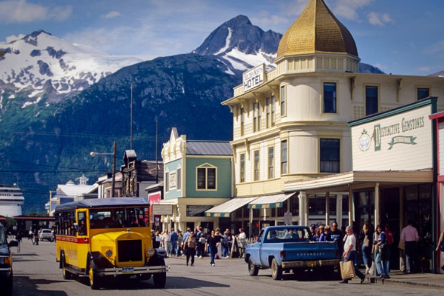 Alaska-Bigfoot-Cruise-Skagway